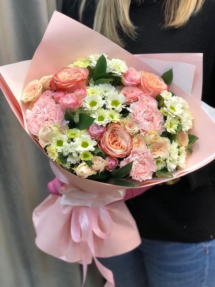 Букет цветов из: Гвоздики, Розы и Хризантемы в Карагаче