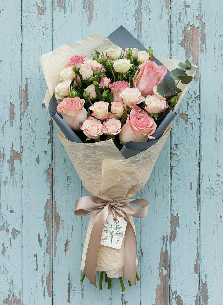 Букет цветов из: Розы в Карагаче