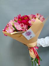 Букет цветов из:  Альстромерии #REPLACE_PRED# Карагаче