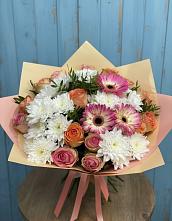 Букет цветов из:  Розы, Герберы и Хризантемы в Карагаче