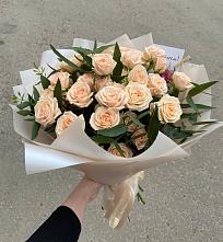 Букет Кремовые розы Латте в Карагаче