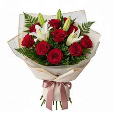 Букет цветов из:  Лилии и Розы в Карагаче