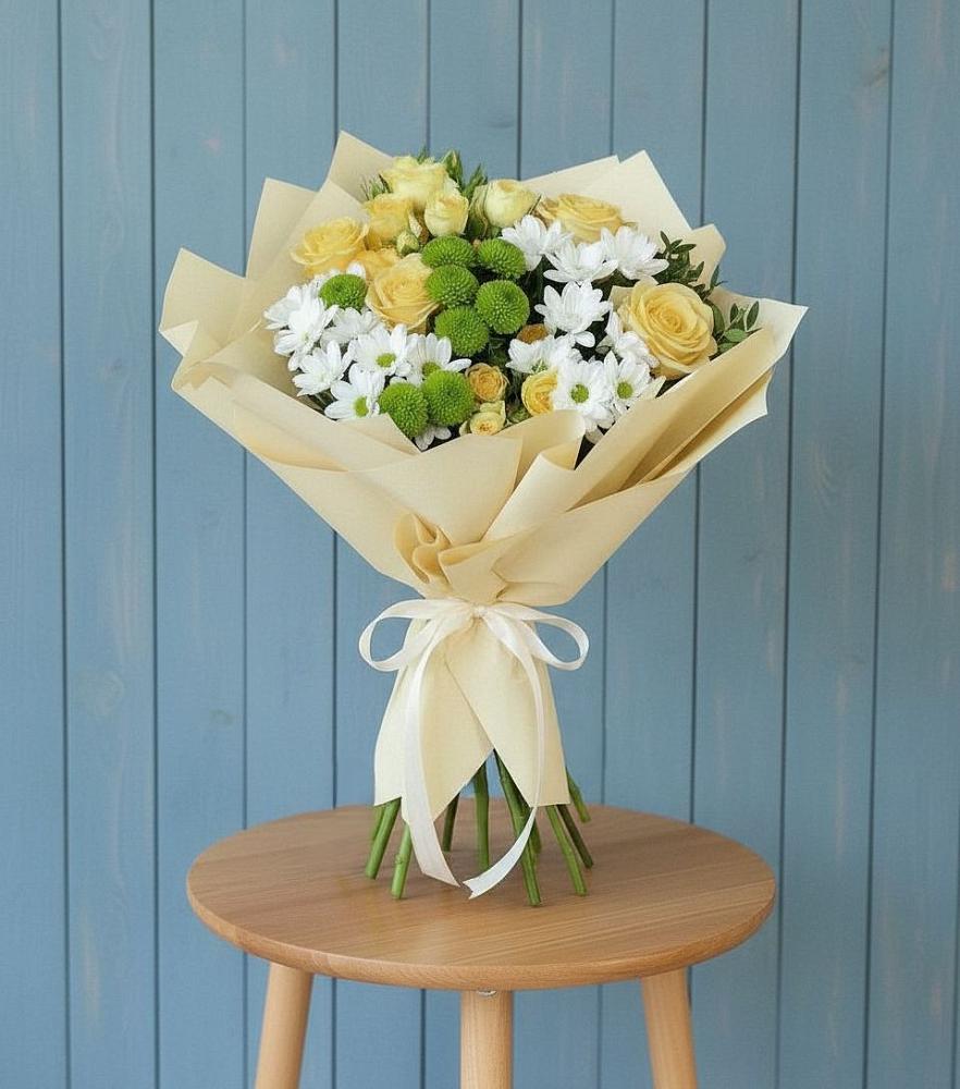 Букет цветов из: Хризантемы и Розы в Карагаче