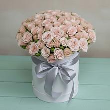 Цветочная композиция из Розы в шляпной коробке в Карагаче