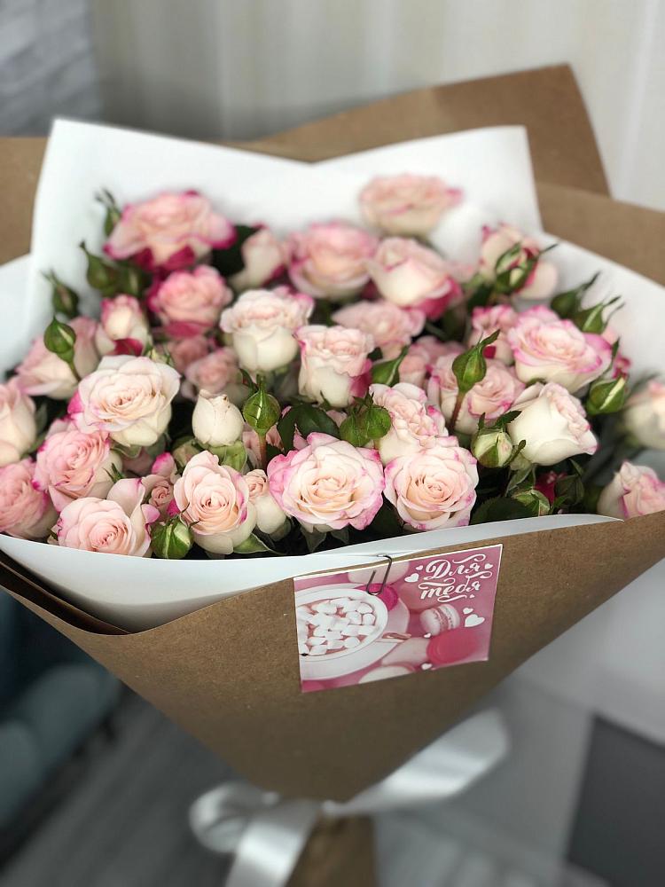 Букет цветов из: Розы в Карагаче