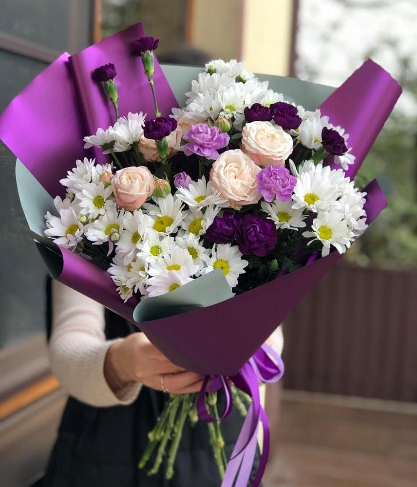 Букет цветов из: Хризантемы, Гвоздики и Розы в Карагаче