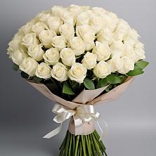Букет 101 беля роза Белоснежка в Карагаче