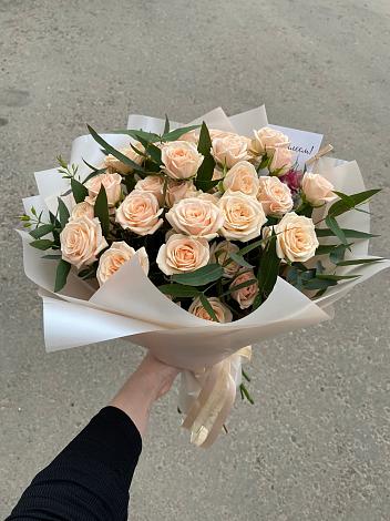 Букет Кремовые розы Латте в Карагаче