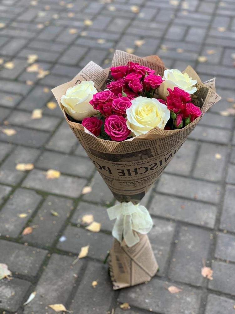 Букет цветов из: Розы в Карагаче