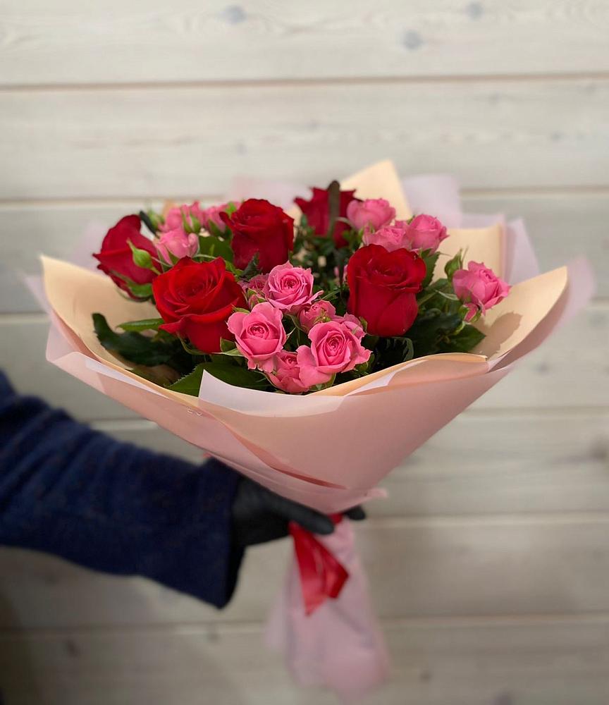 Букет цветов из: Розы в Карагаче